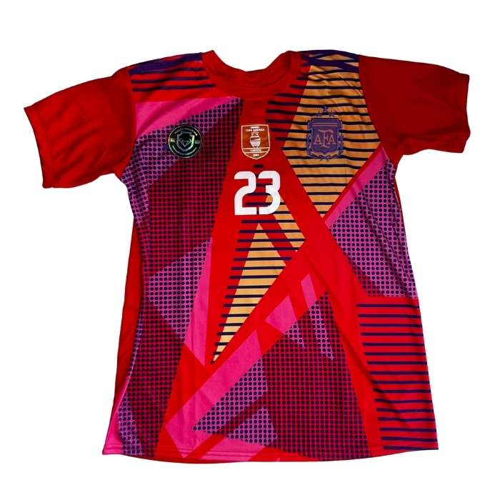 CAMISETA AFA #23 DIBU "E. MARTINEZ ROJA