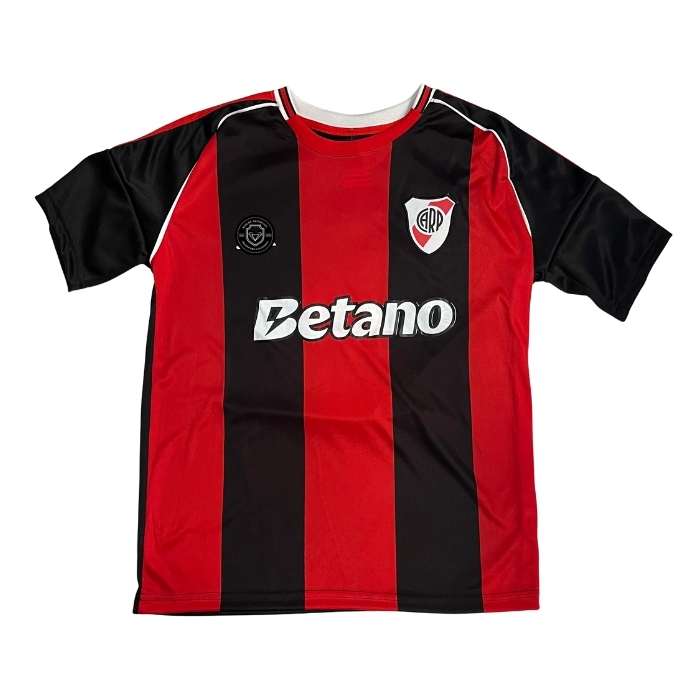 CAMISETA RIVER BASTONES NEGRA QUINTERO #10